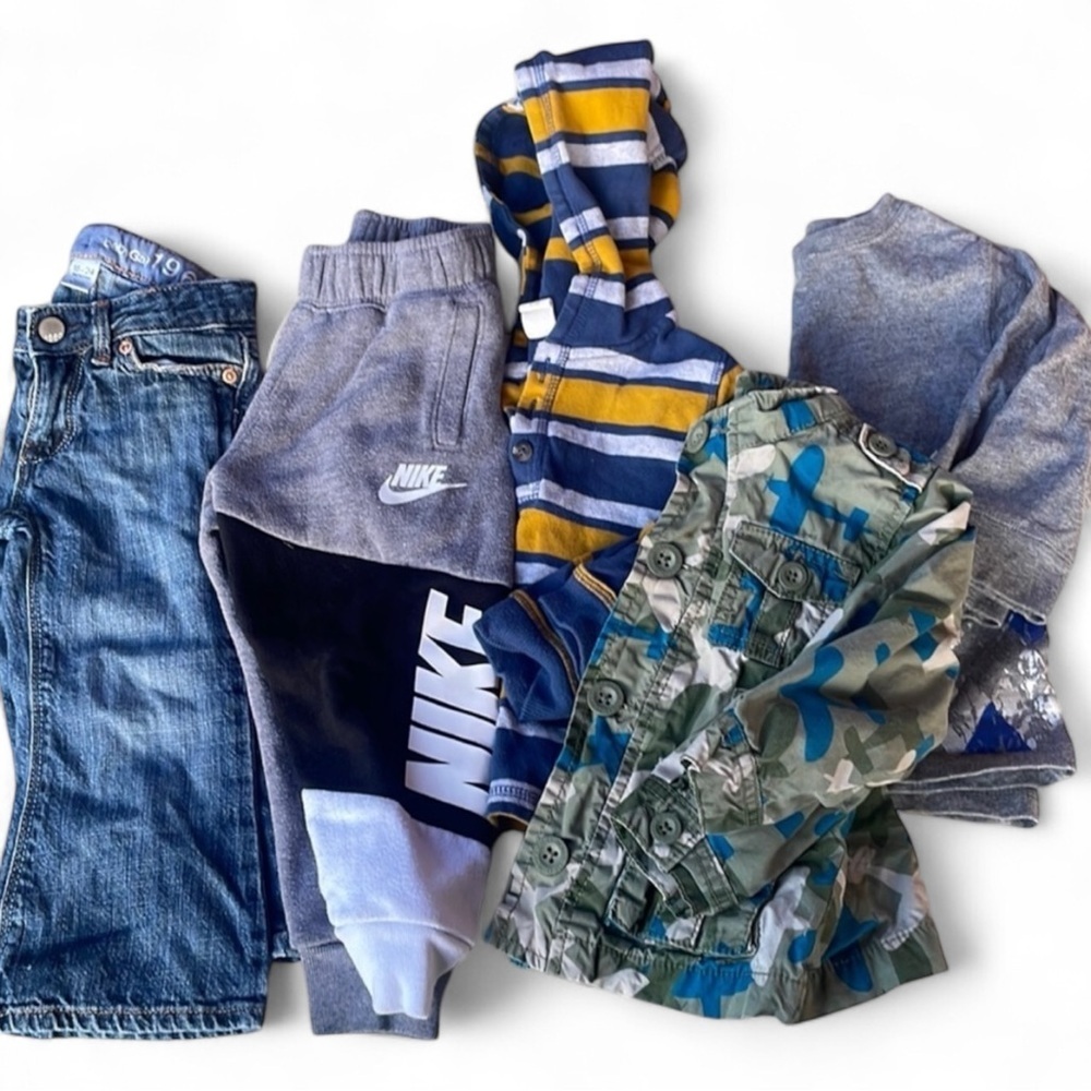 Bundle of 18/24 M Boy: Tucker + Tate, Baby Gap, Old Navy, Cynthia Rowley & Nike